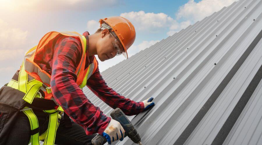 Professional Emergency Roof Repairs services in Paynesville, WV